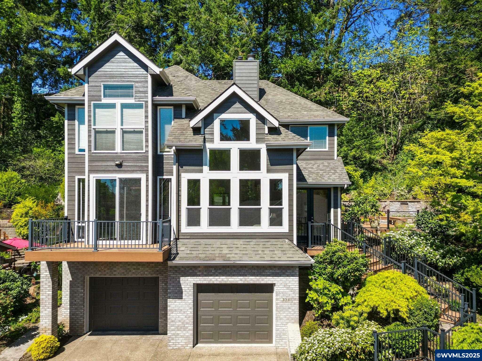 Property Photo: 351 McNary Heights Dr N OR 97303