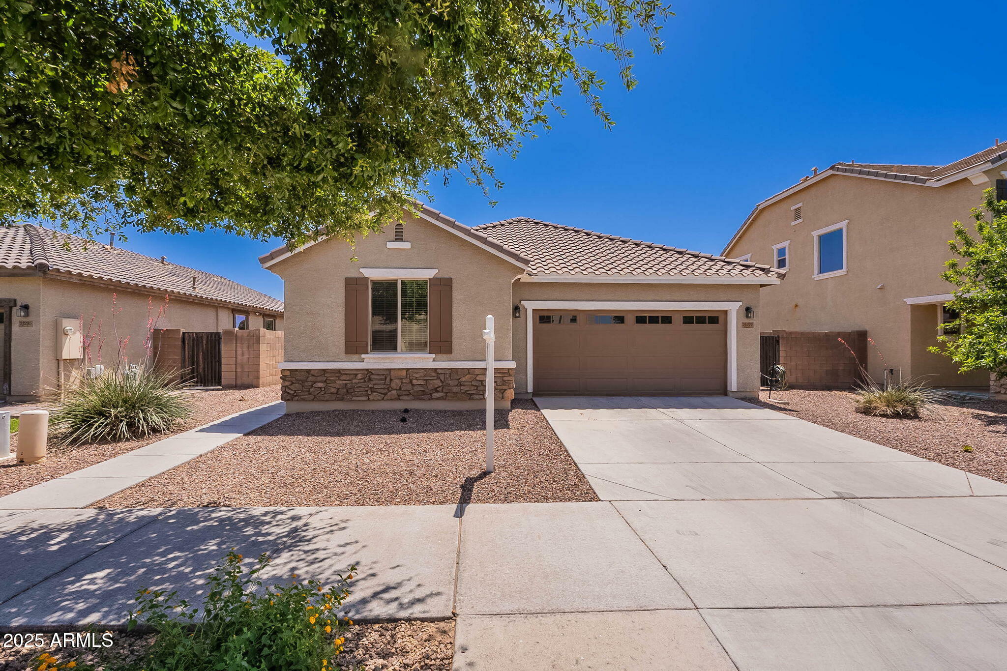 21277 E Cherrywood Drive  Queen Creek AZ 85142 photo