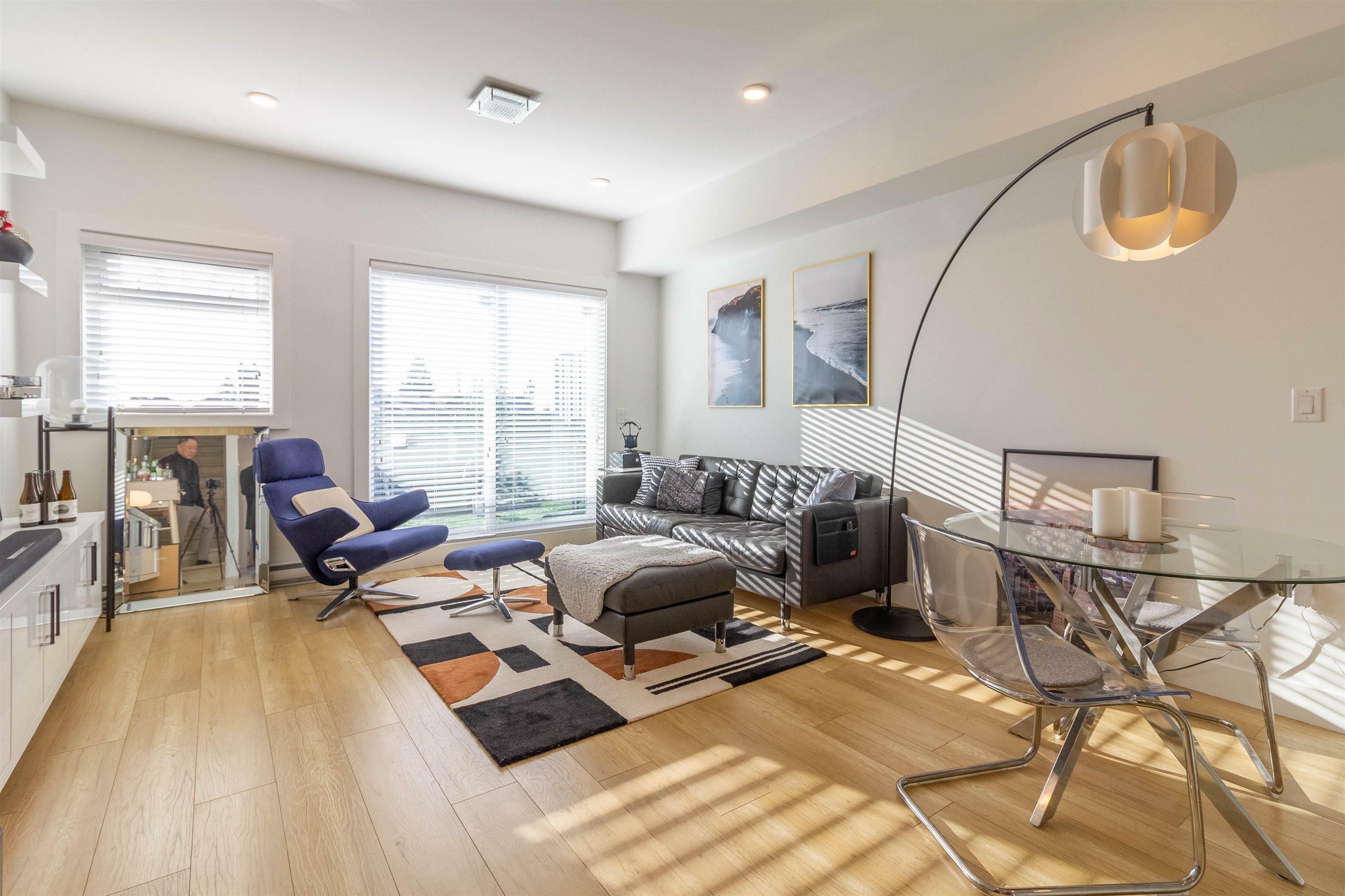 Property Photo:  6288 Beresford Street 16  BC V5J 1K2 