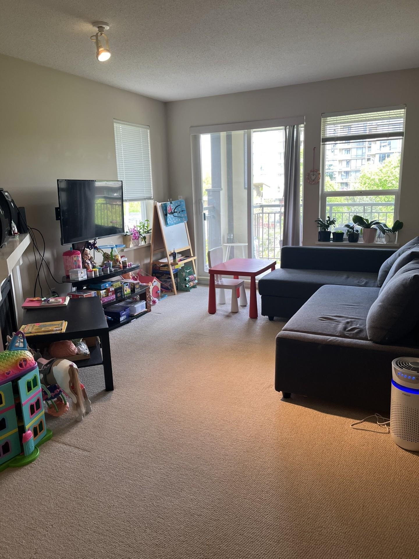Property Photo: 9100 Ferndale Road 463 BC V6Y 4L1