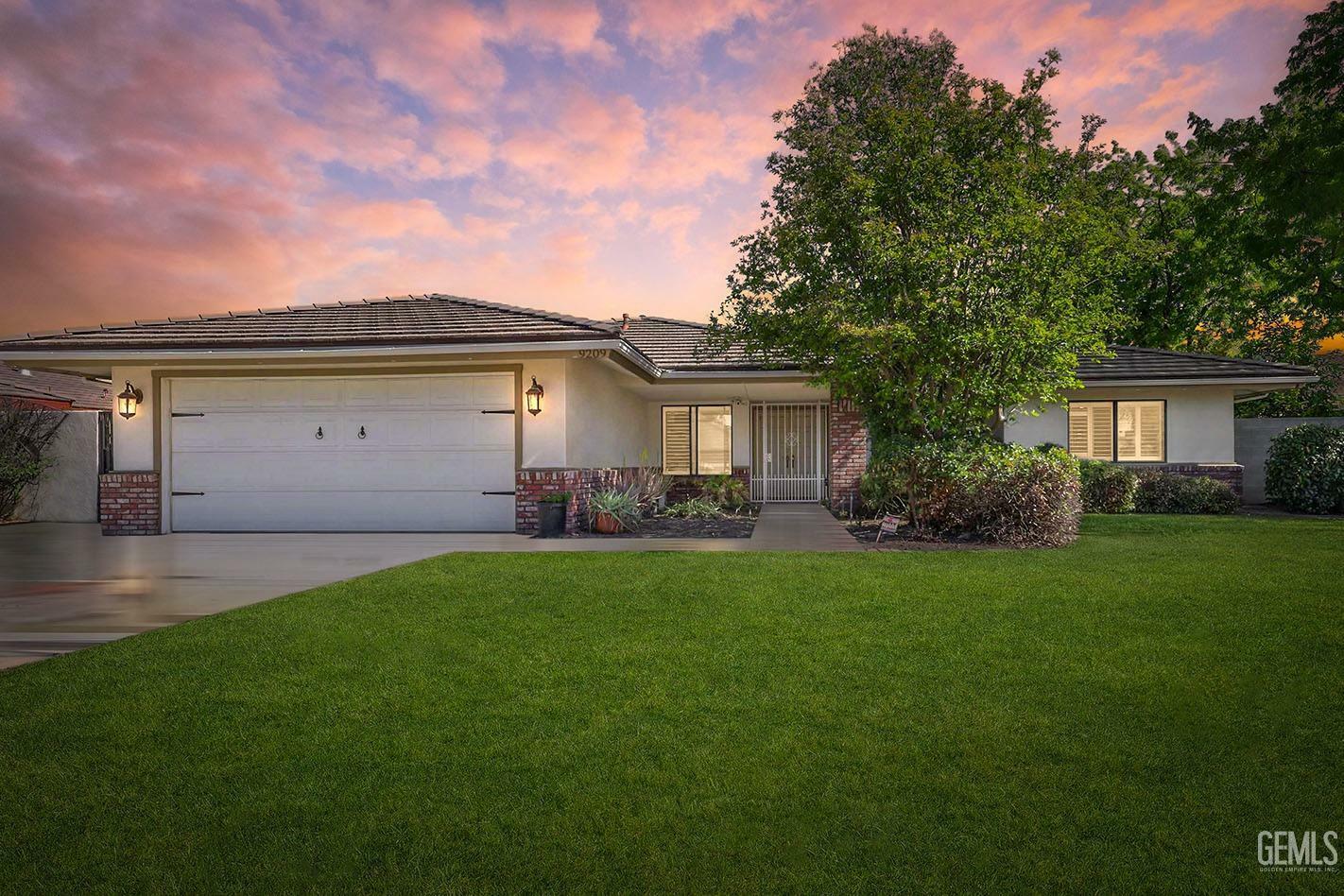 9209 Campus Park Court  Bakersfield CA 93311 photo