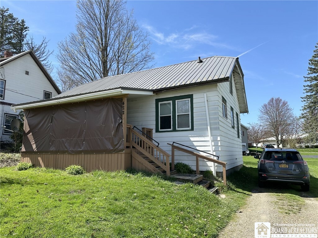 Property Photo: 422 Baker Street NY 14701
