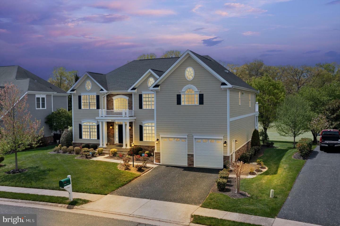 Property Photo: 8428 Link Hills Loop VA 20155