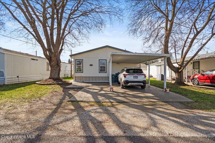 568 W Myriah Loop  Coeur D'Alene ID 83815 photo