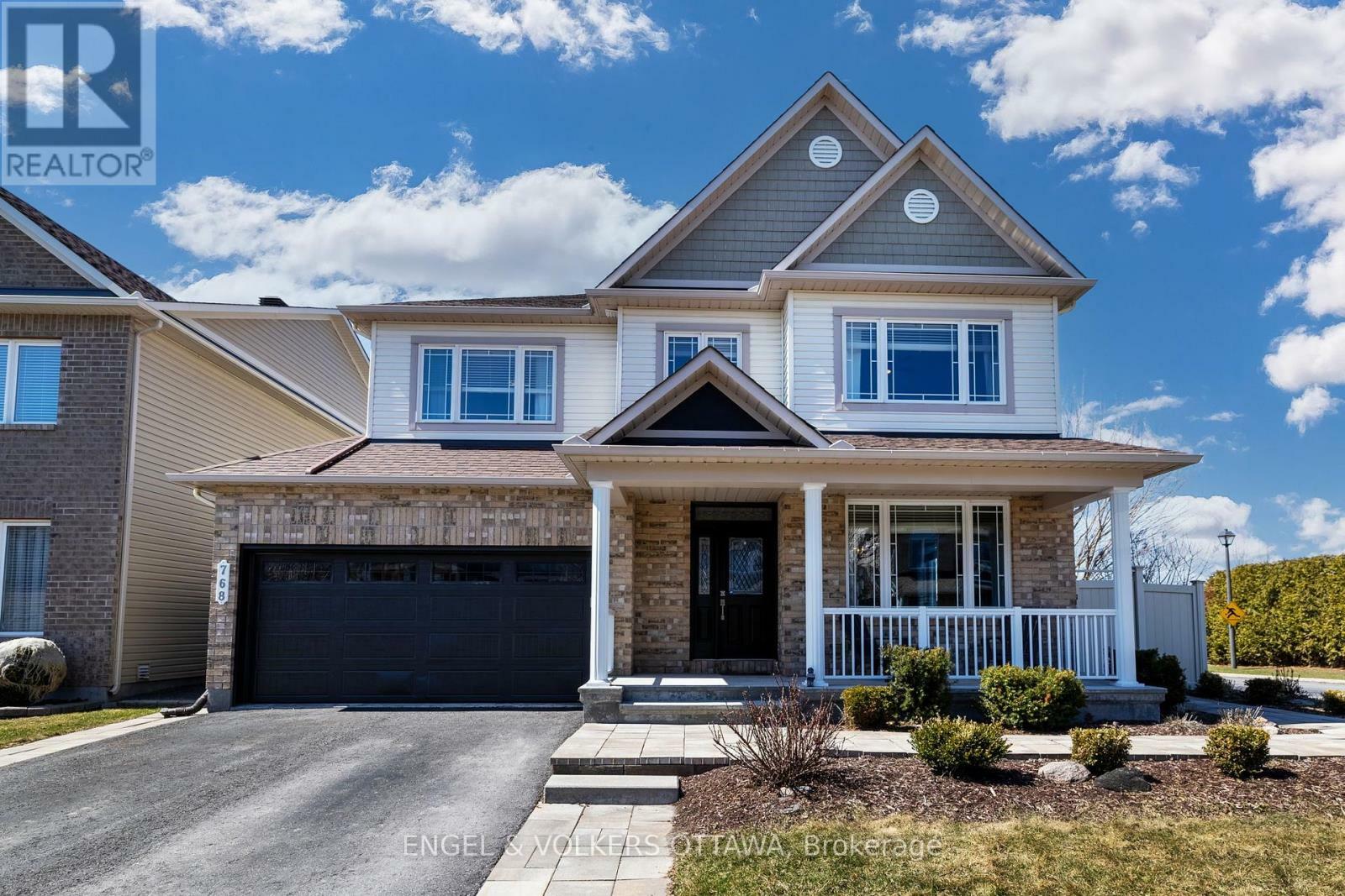 768 Lakebreeze Circle  Ottawa ON K4A 0R7 photo