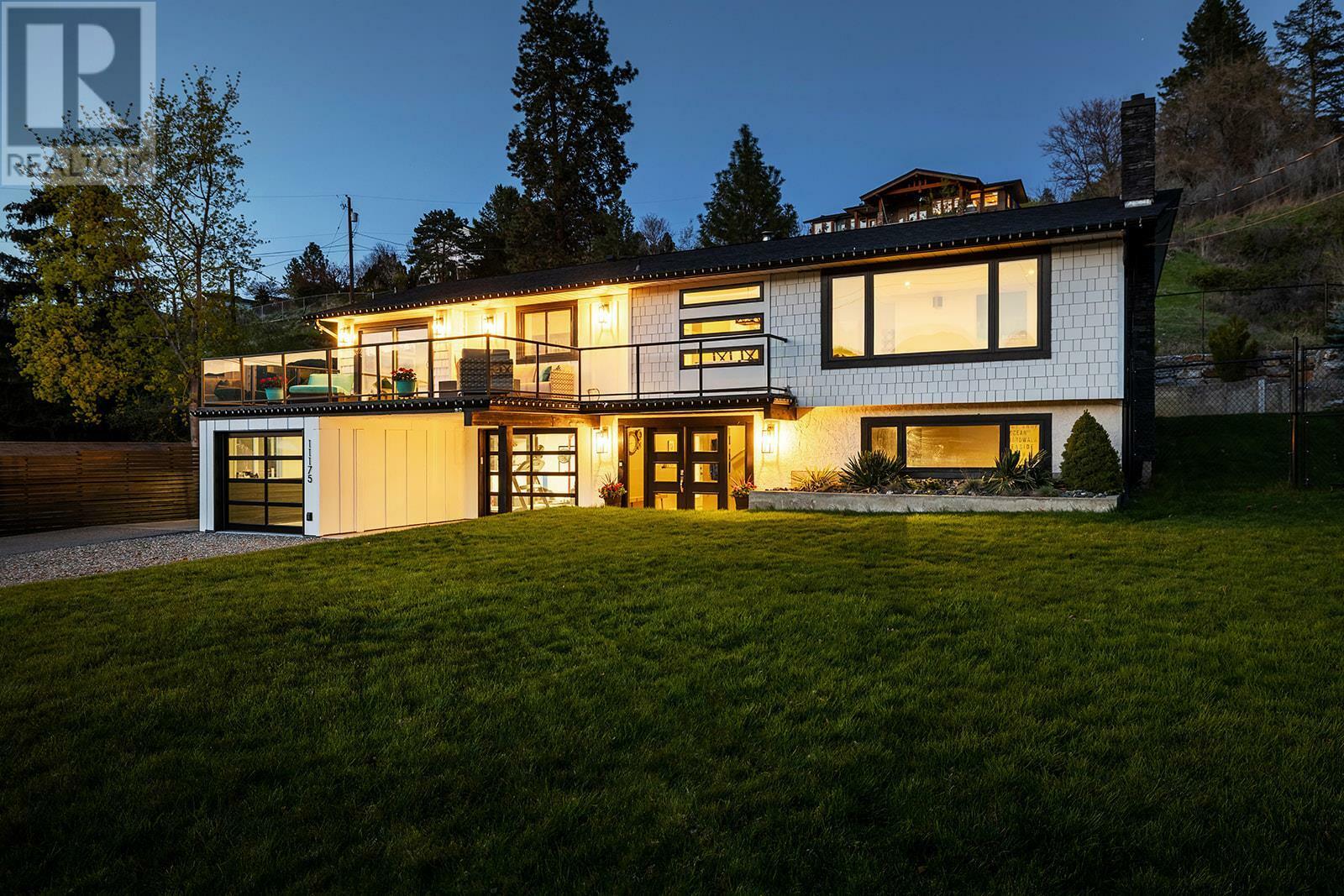 Property Photo: 11175 Maddock Avenue BC V4V 2J7