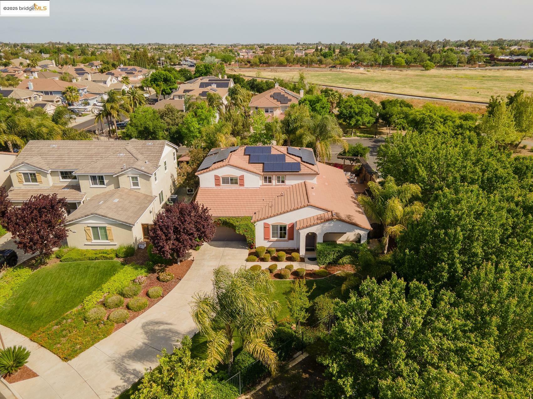 Property Photo: 719 Monte Verde Ln CA 94513