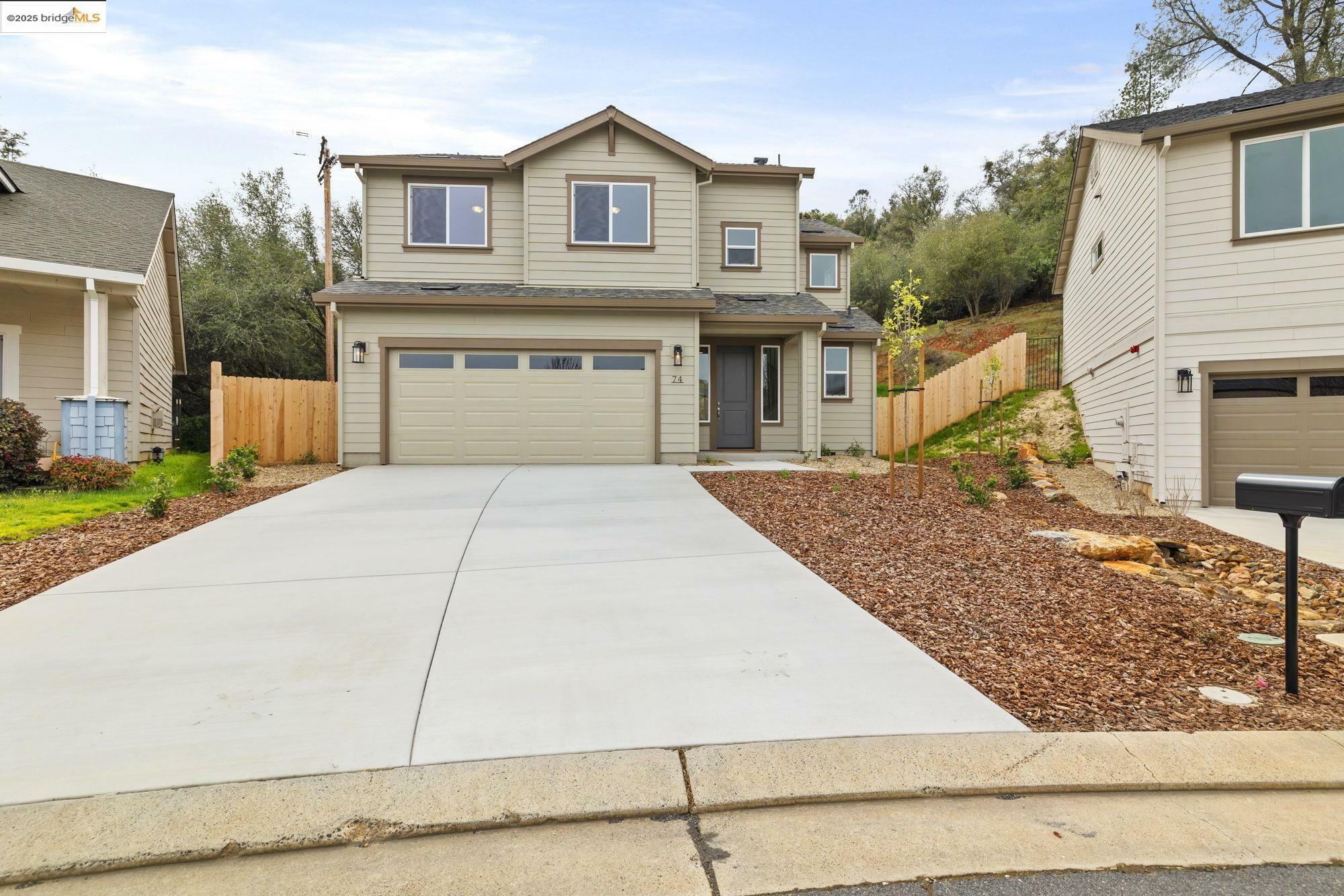 Property Photo: 74 Cottage Ct CA 95370