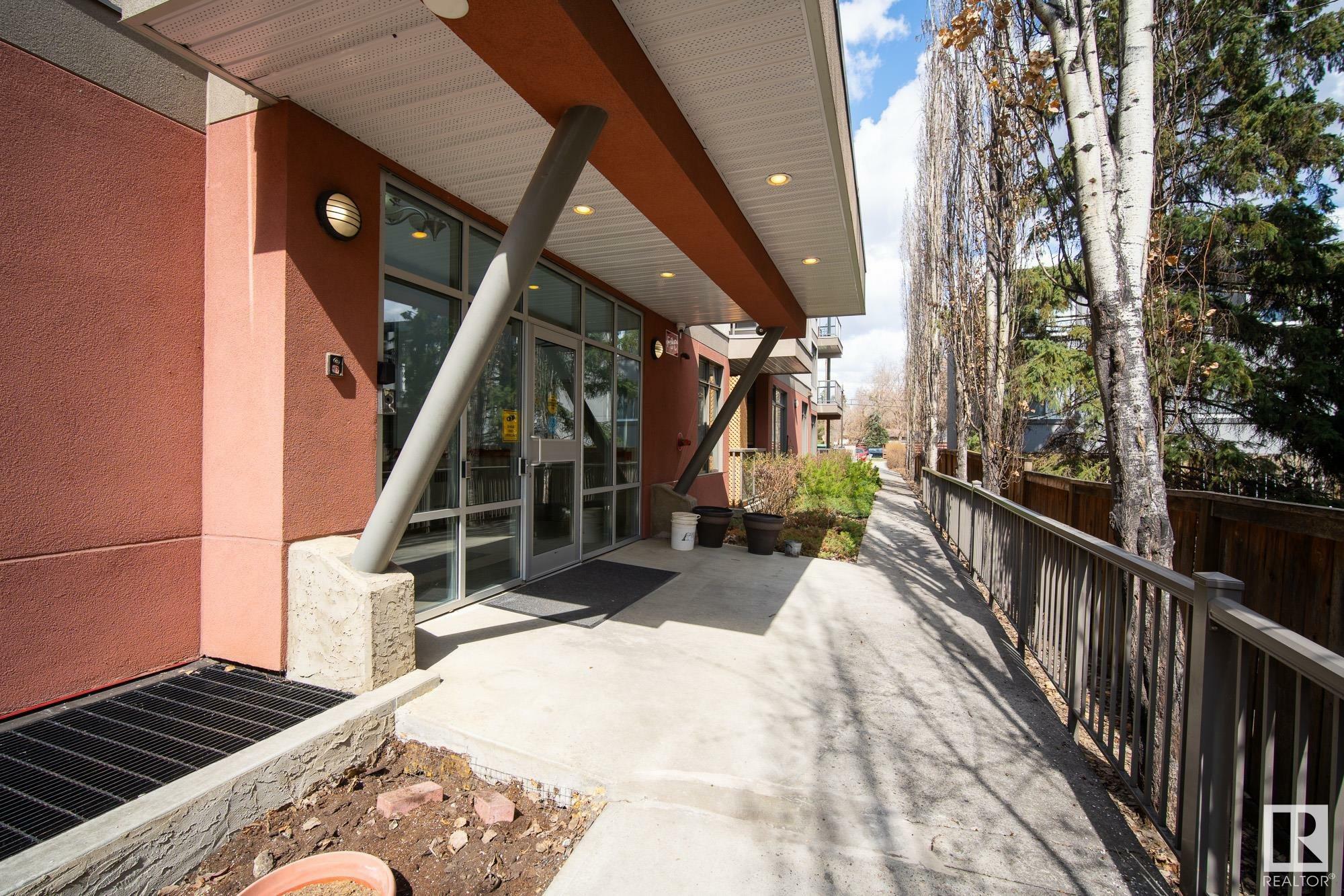Photo de la propriété: 11120 68 Avenue NW 408 AB T6H 2C2