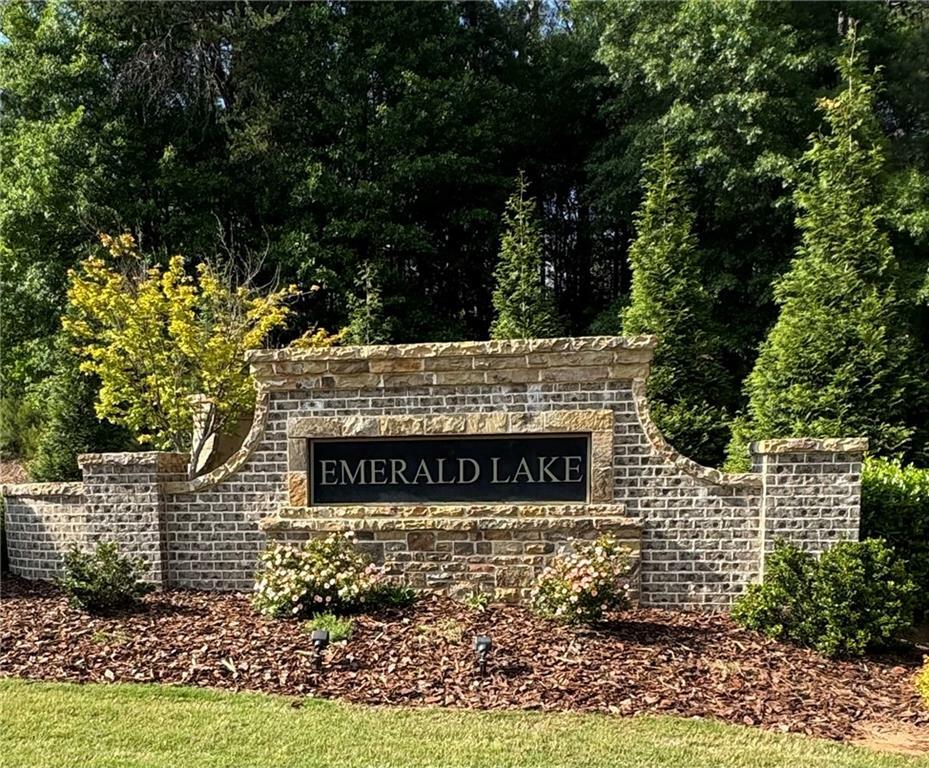 Property Photo: 535 Emerald Parkway GA 30518