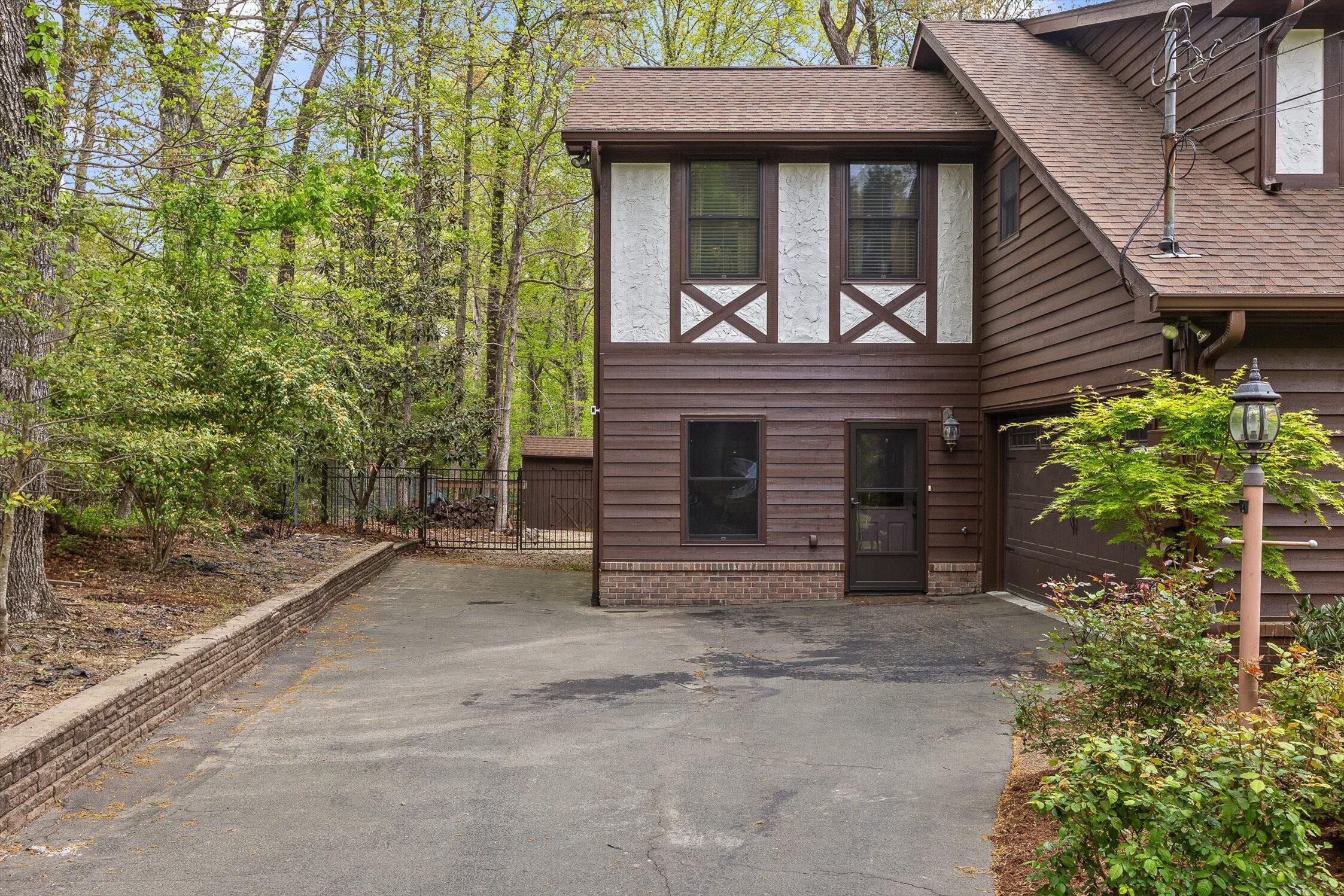 Property Photo:  401 Lake Avenue  TN 37377 