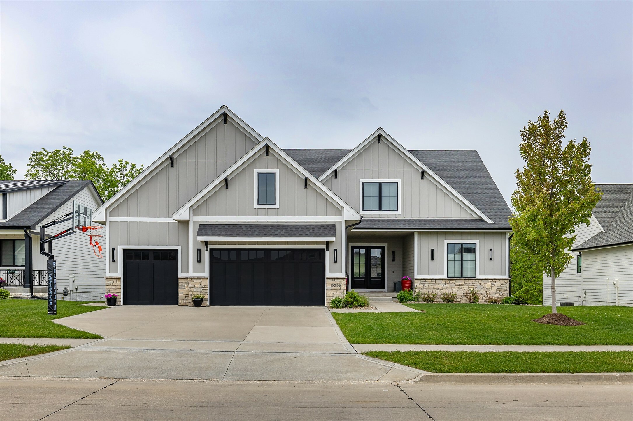 Property Photo: 3536 NW 178th Street IA 50325