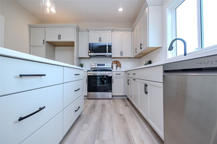 Property Photo: 1258 S 92nd Street IA 50266