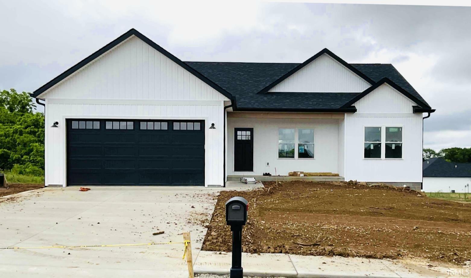 Property Photo: 5018 N Zoie Way IN 47404