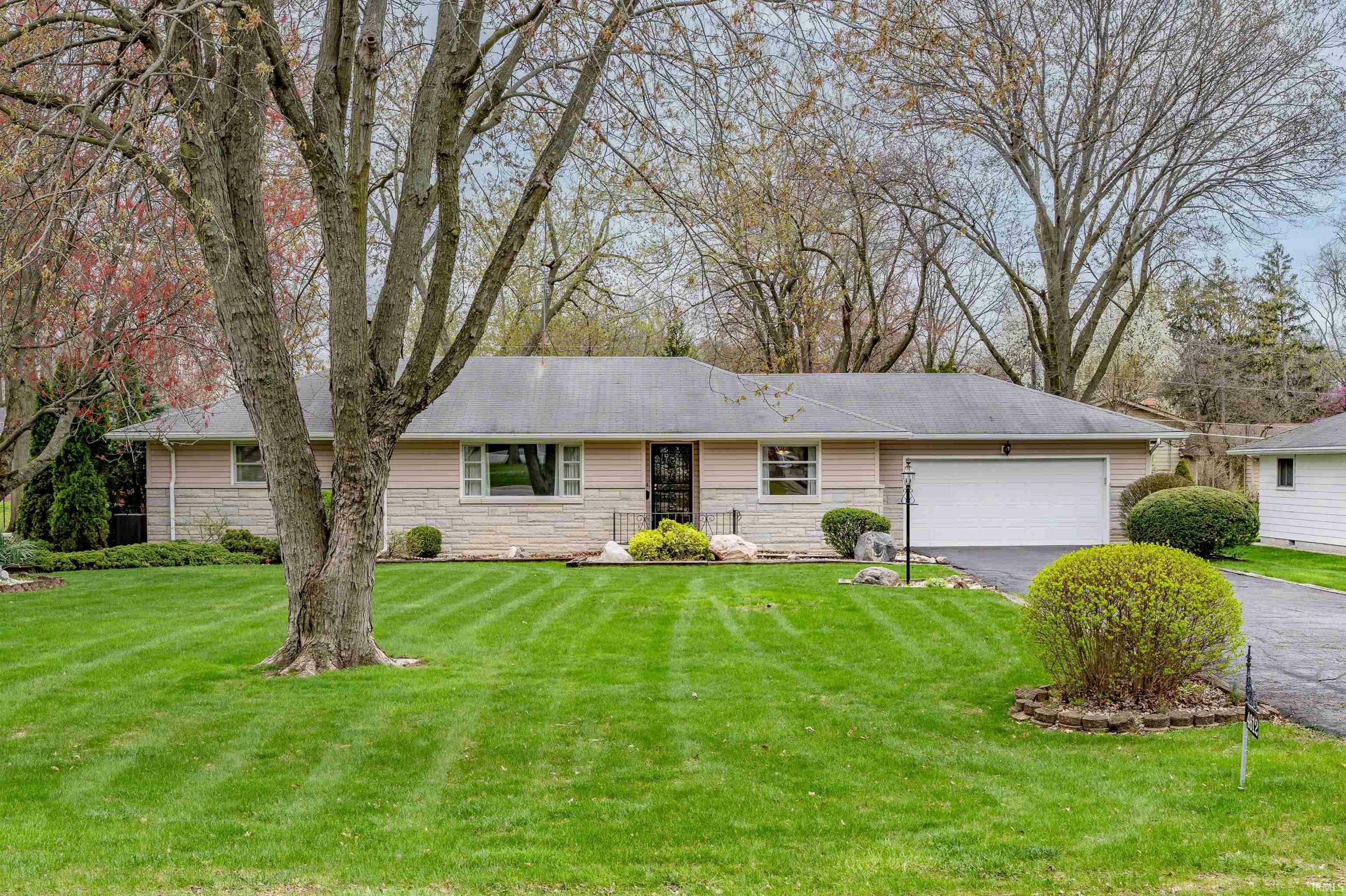 Property Photo: 4612 Trier Road IN 46815-4961