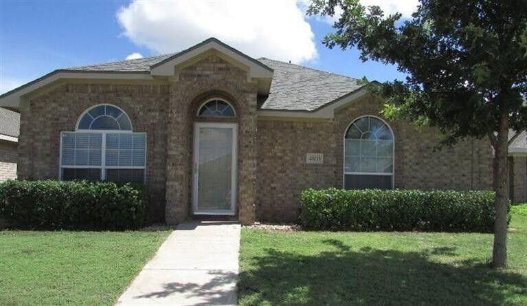 Property Photo:  4805 Jarvis Street  TX 79416 