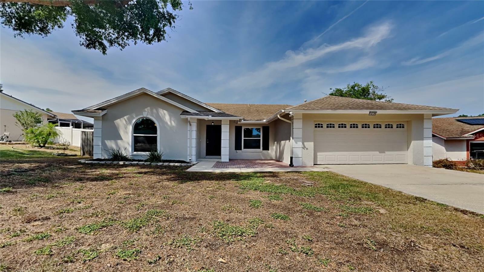 Property Photo: 14220 Goodings Lane FL 34711