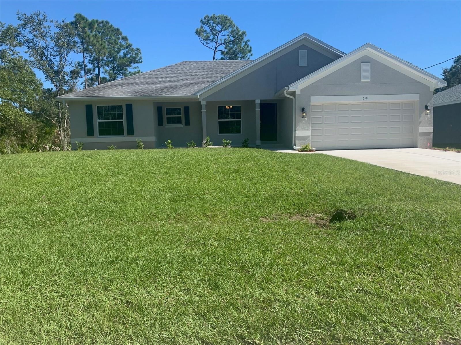 Property Photo:  310 Runyon Street  FL 33953 