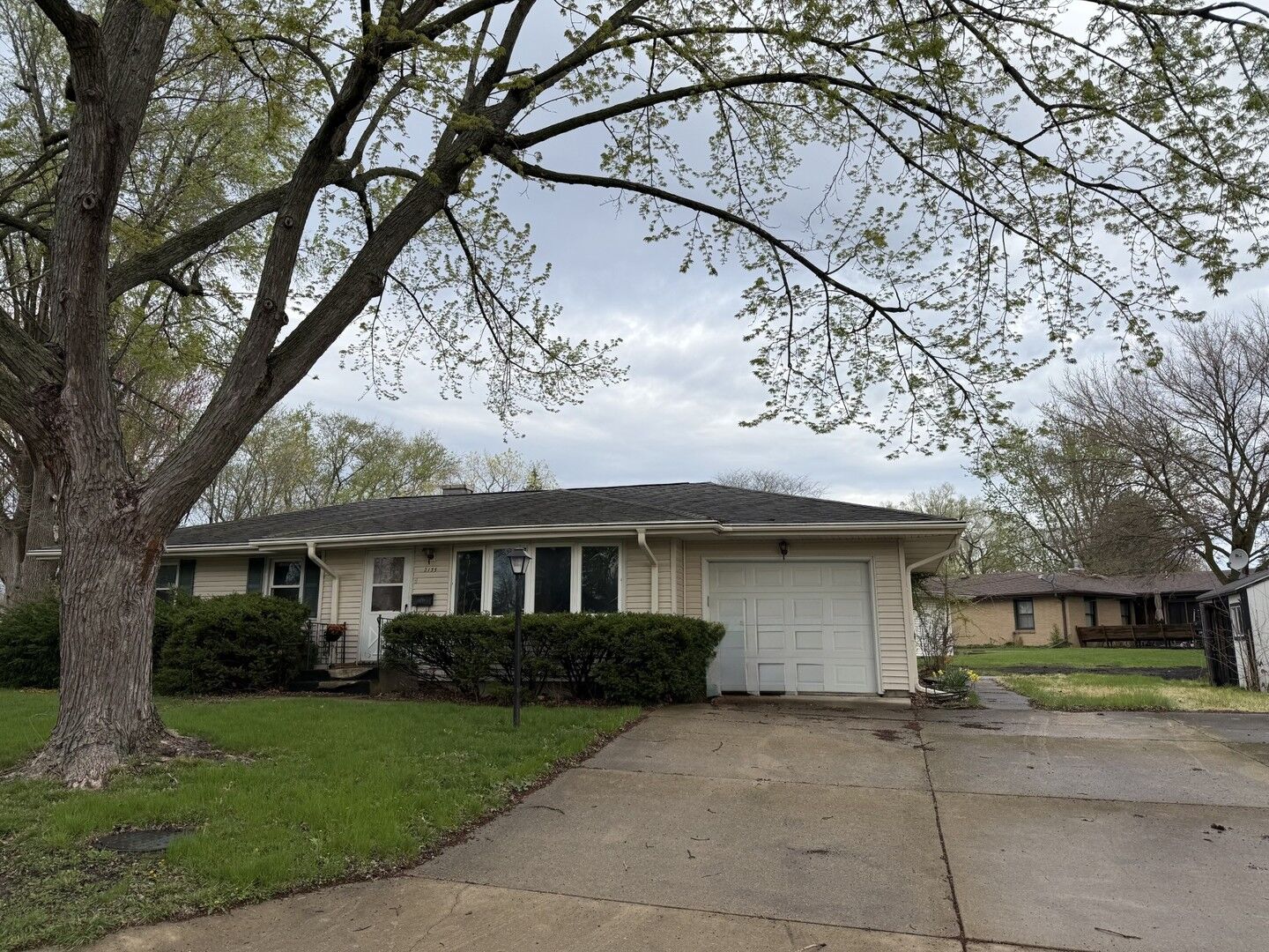 Property Photo:  2135 13th Street  IL 61354 
