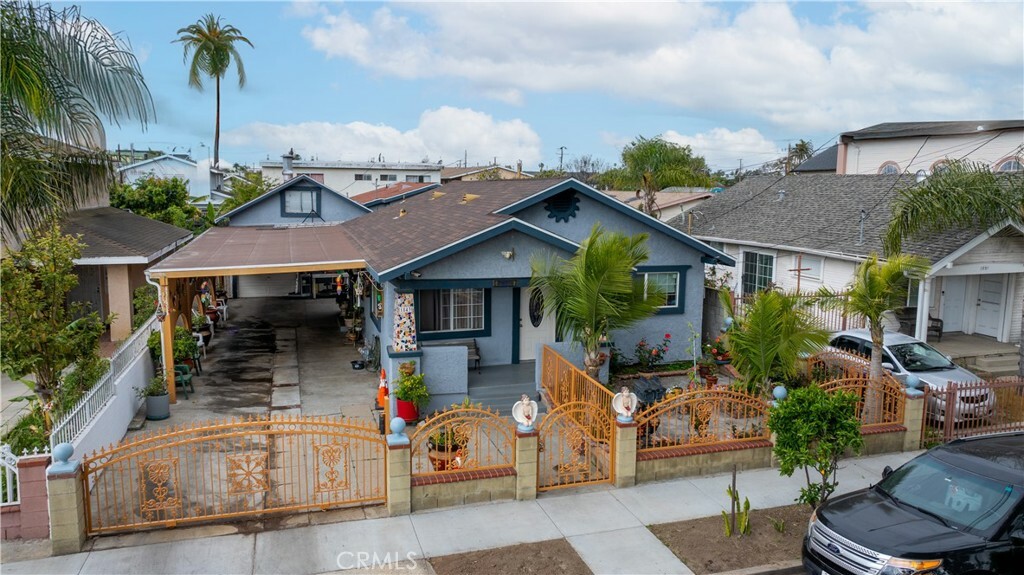 Property Photo:  1843 Cerritos Avenue  CA 90806 