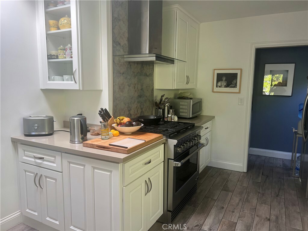 Property Photo: 5280 Campo Road CA 91364