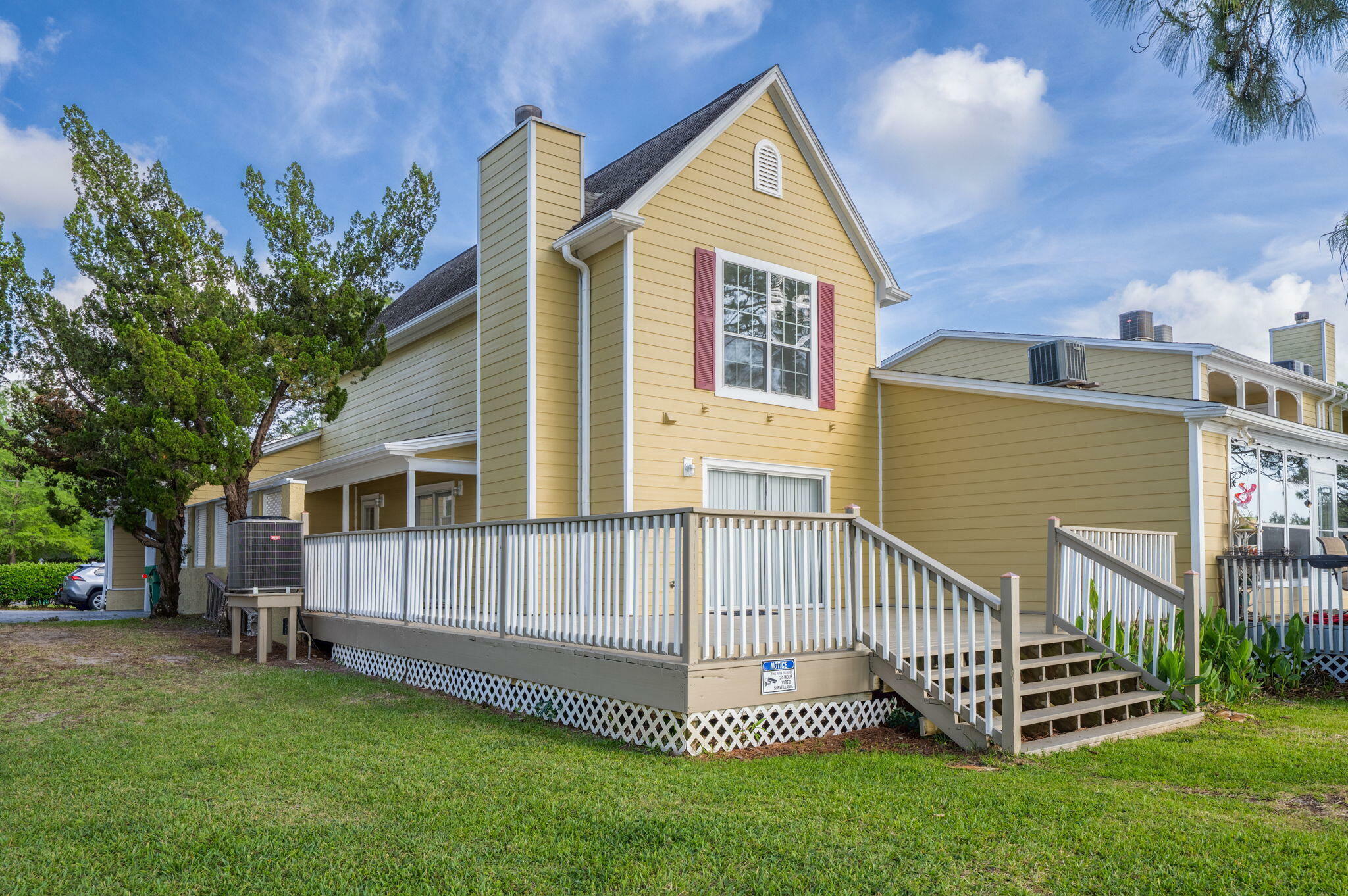 Property Photo: 227 Shalimar Drive 227 FL 32579
