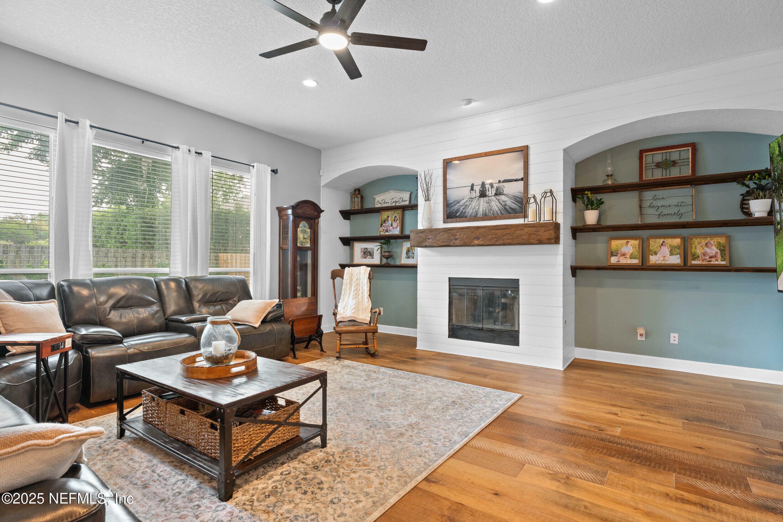 Property Photo: 1712 Margarets Walk Road FL 32003