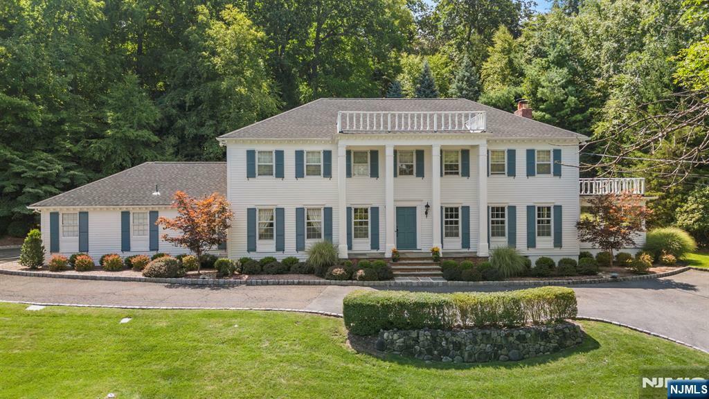 896 Olentangy Road  Franklin Lakes NJ 07417 photo