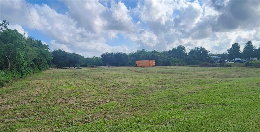 Property Photo: 29206 Highway 23 Highway LA 70083