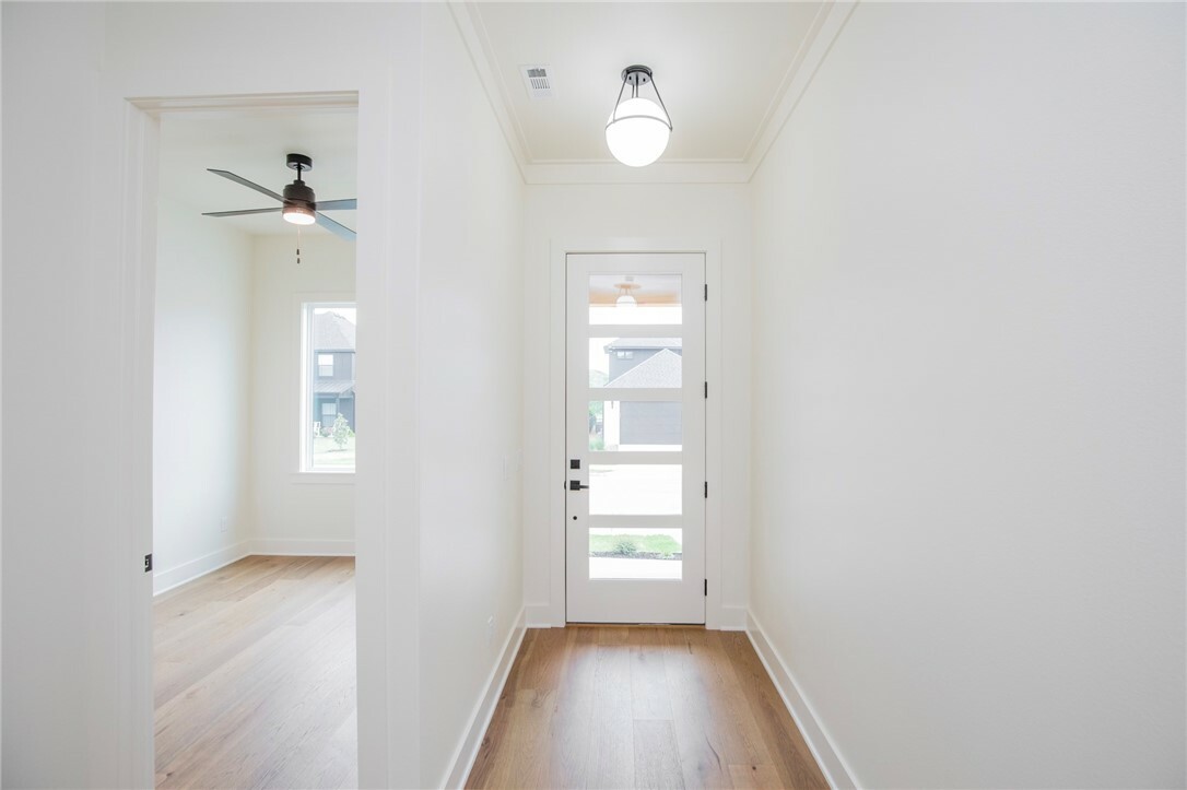 Property Photo: 4710 Fieldcrest Terrace AR 72758