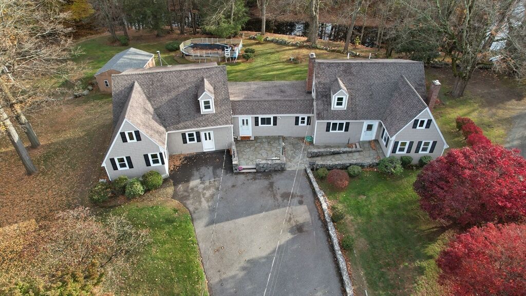 Property Photo: 122 Park Street MA 01864