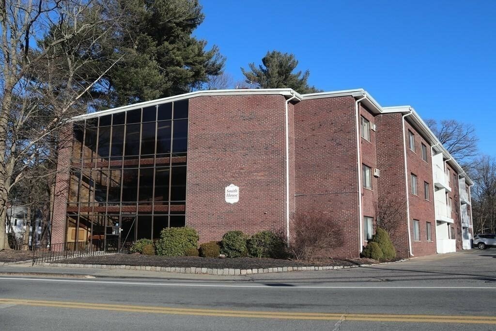 915 Edgell Rd 83  Framingham MA 01701 photo
