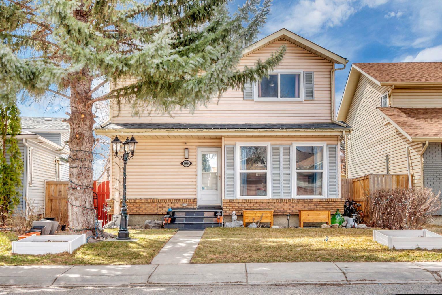 Property Photo: 188 Rivervalley Crescent SE AB T2C 3L1