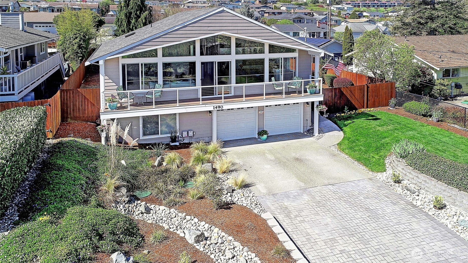 1490  Country Club Drive  Camano Island WA 98282 photo