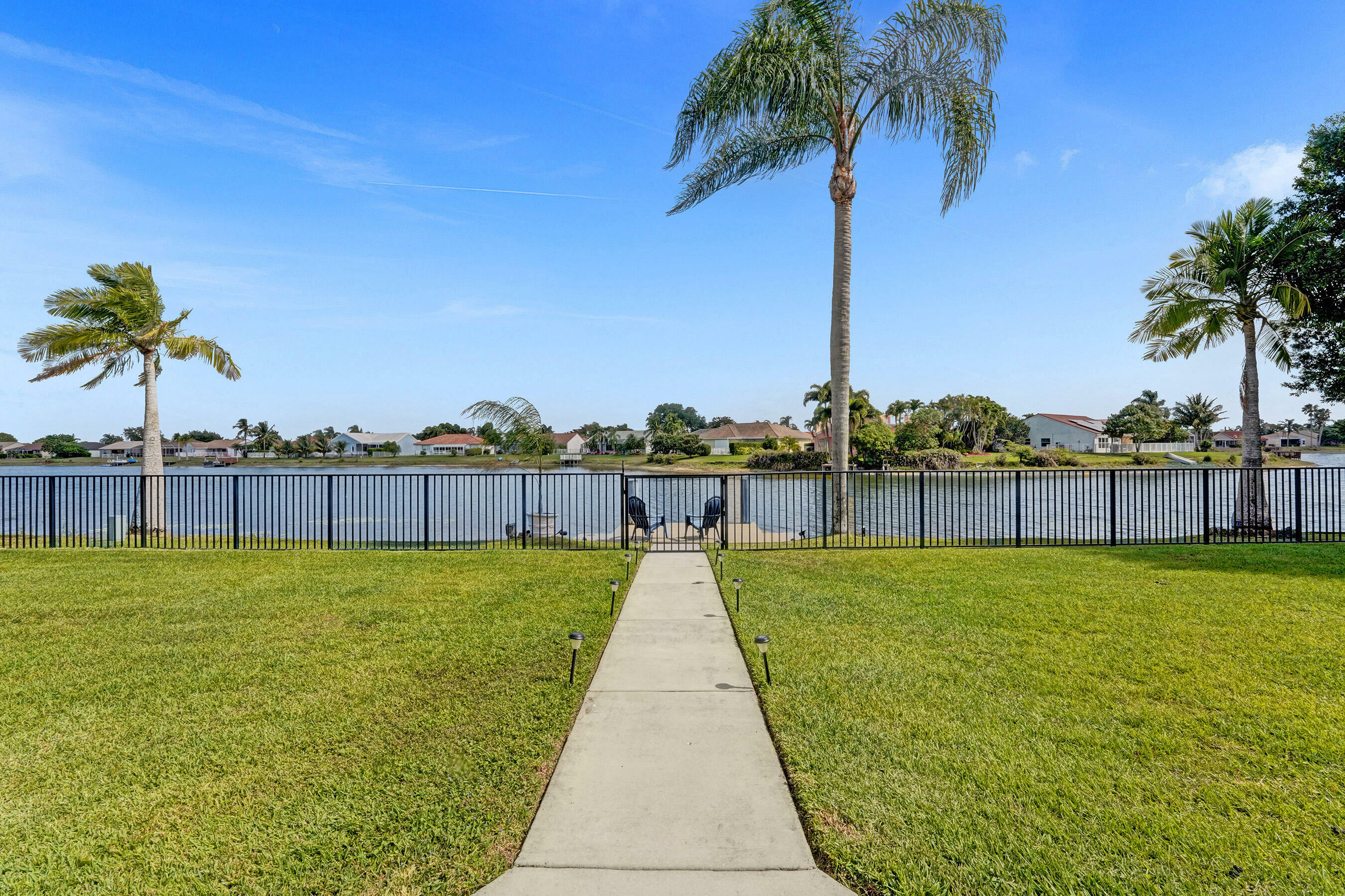 Property Photo: 8425 Blue Cypress Drive FL 33467