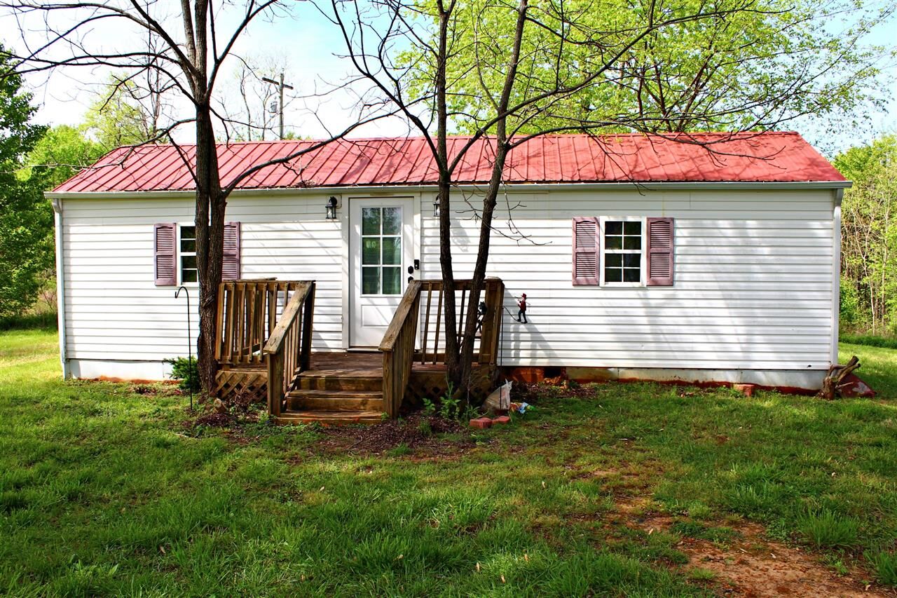 Property Photo: 1679 Rocky Hill Road KY 42163