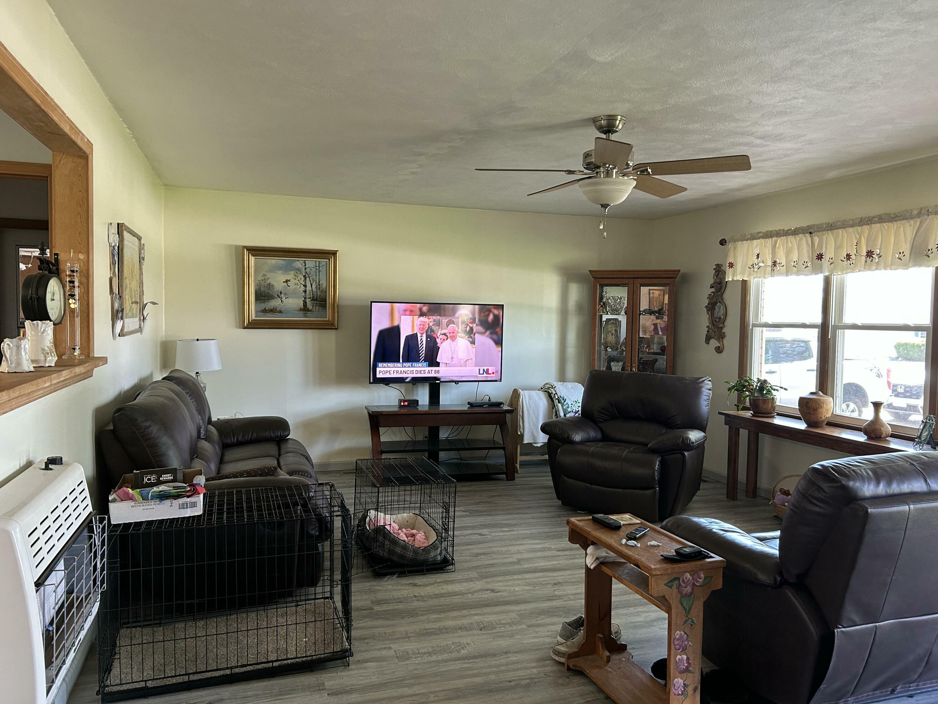 Property Photo: 1531 W Chestnut Street MO 65613