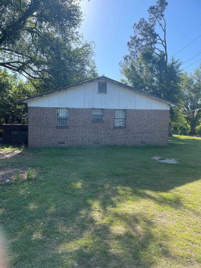 Property Photo:  625-627 Jefferies Ave  GA 31701 