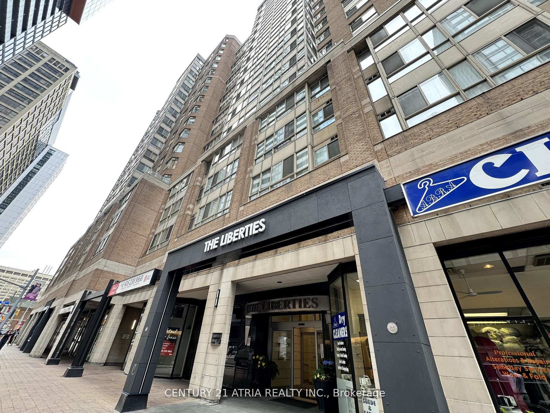 Property Photo: 44 Gerrard Street W 808 ON M5G 2K2