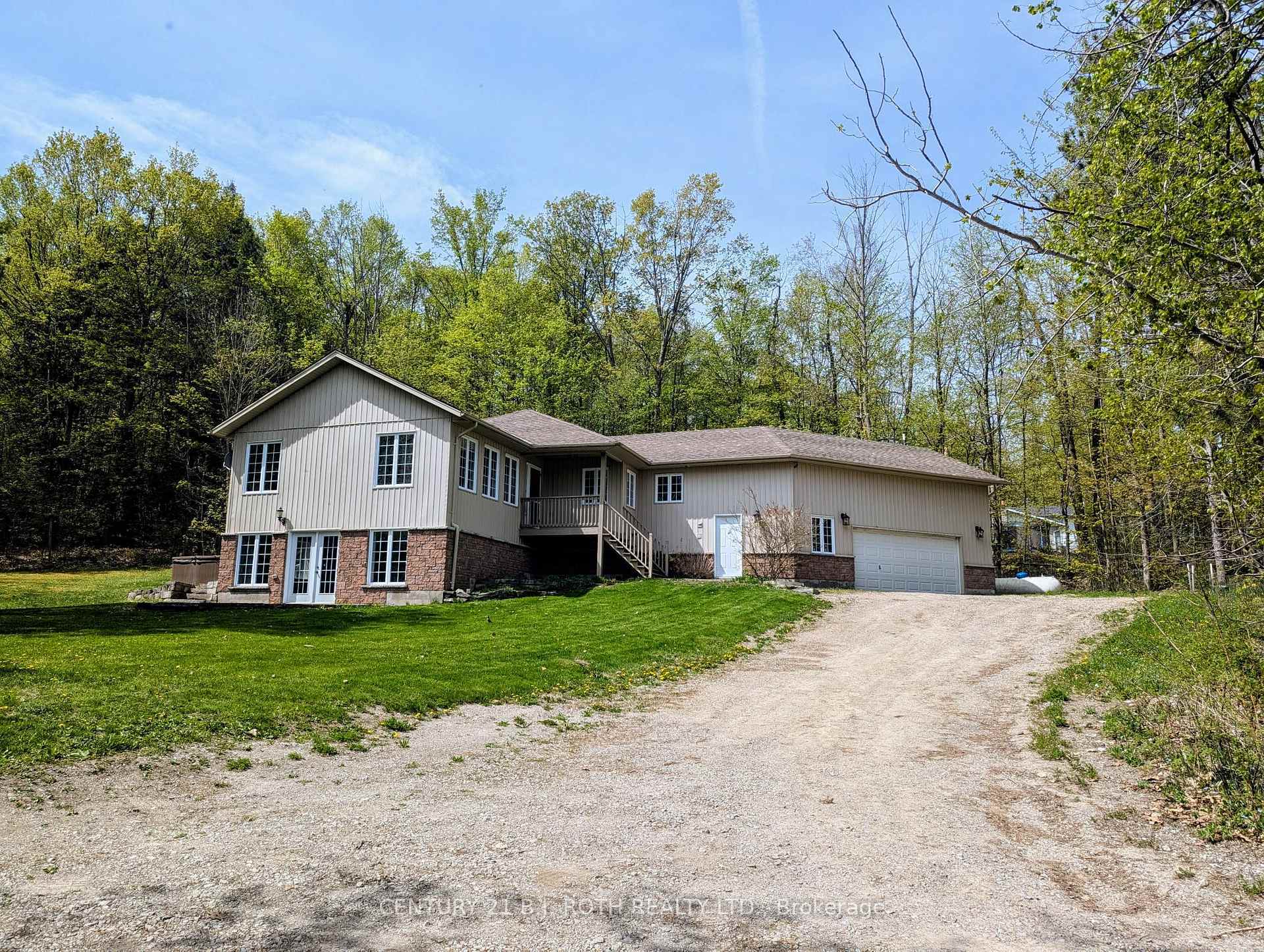 Property Photo: 4927 25 Side Road ON L4M 4S4