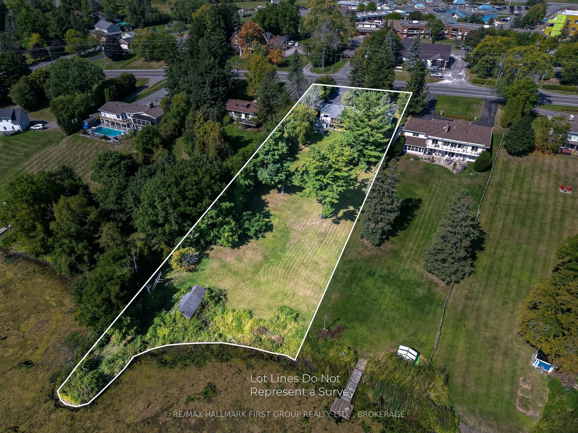 Property Photo: 366 Dundas Street W ON K7R 2B6