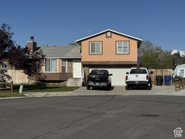 Property Photo: 4921 W Red Lodge Cir UT 84118