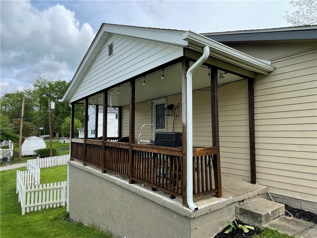 Property Photo: 303 6th Avenue PA 15067