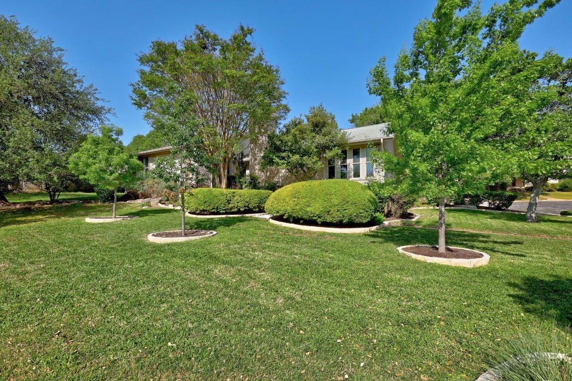 Property Photo: 9610 Vista View Drive TX 78750