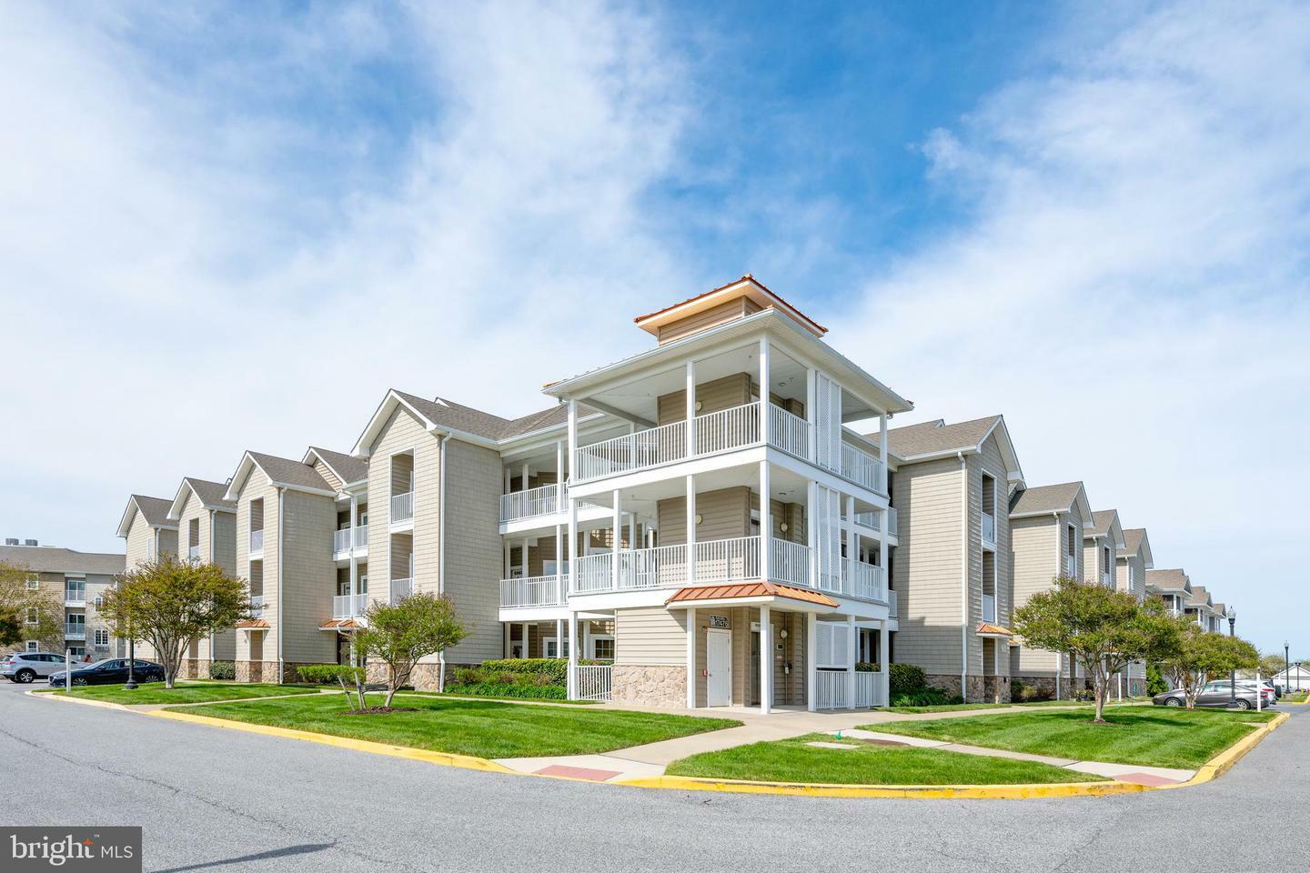 Property Photo: 17476 Slipper Shell Way 14 DE 19958