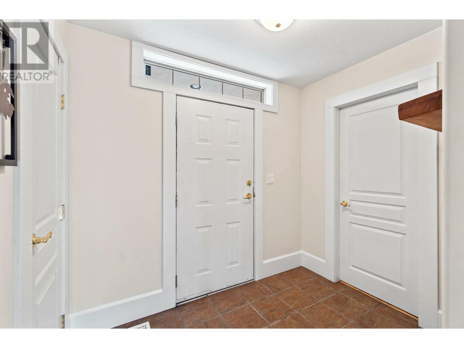 Property Photo: 919 Dominion Street BC V2C 2Y3
