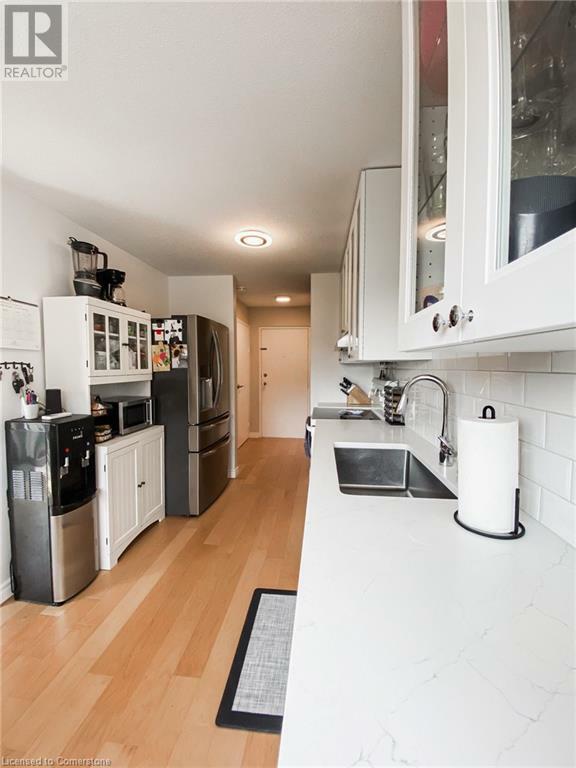 Property Photo: 30 Flamingo Drive 5 ON N3B 1V5