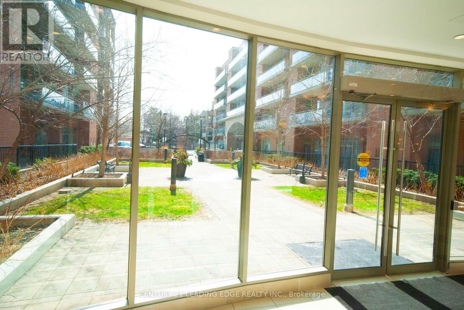 Property Photo: 281 Woodbridge Avenue 228 ON L4L 0C6