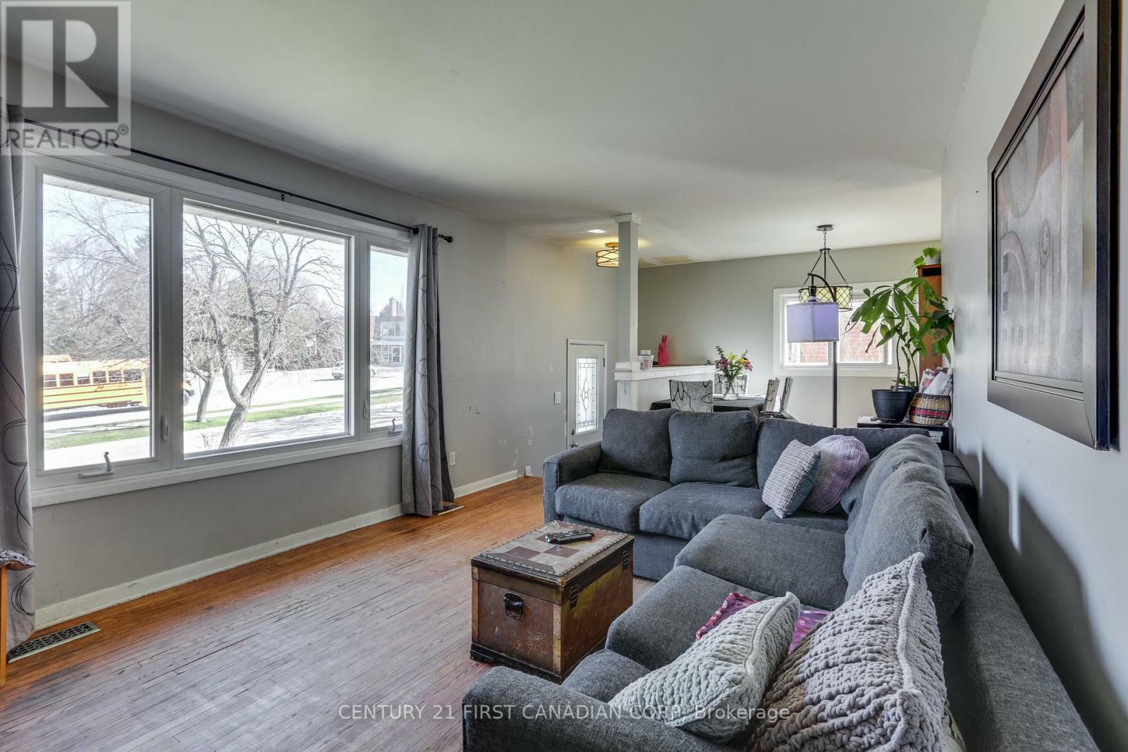 Property Photo: 1153 Melsandra Avenue ON N5Y 4N8