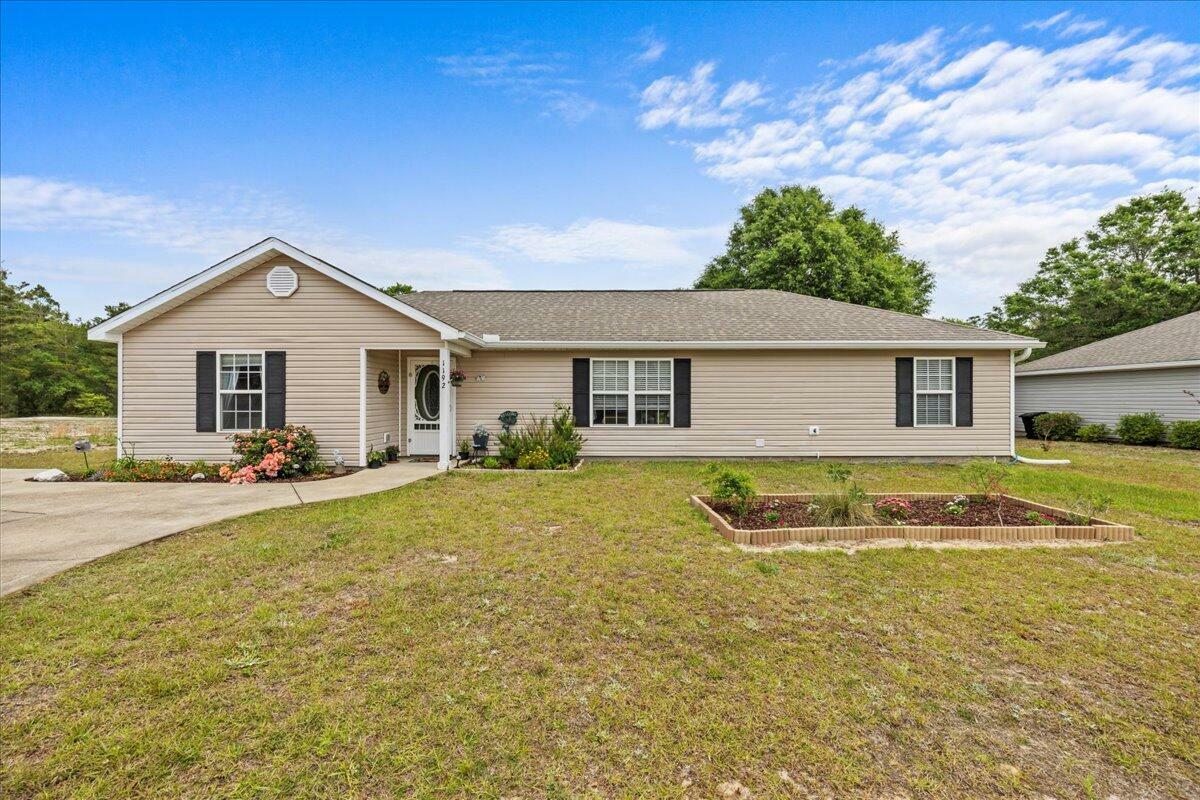 Property Photo: 1192 Oakwood Lakes Boulevard FL 32433
